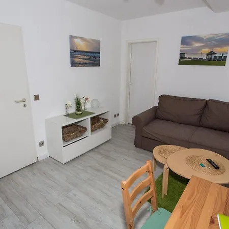 Haus Bielefeld 33a דירה *